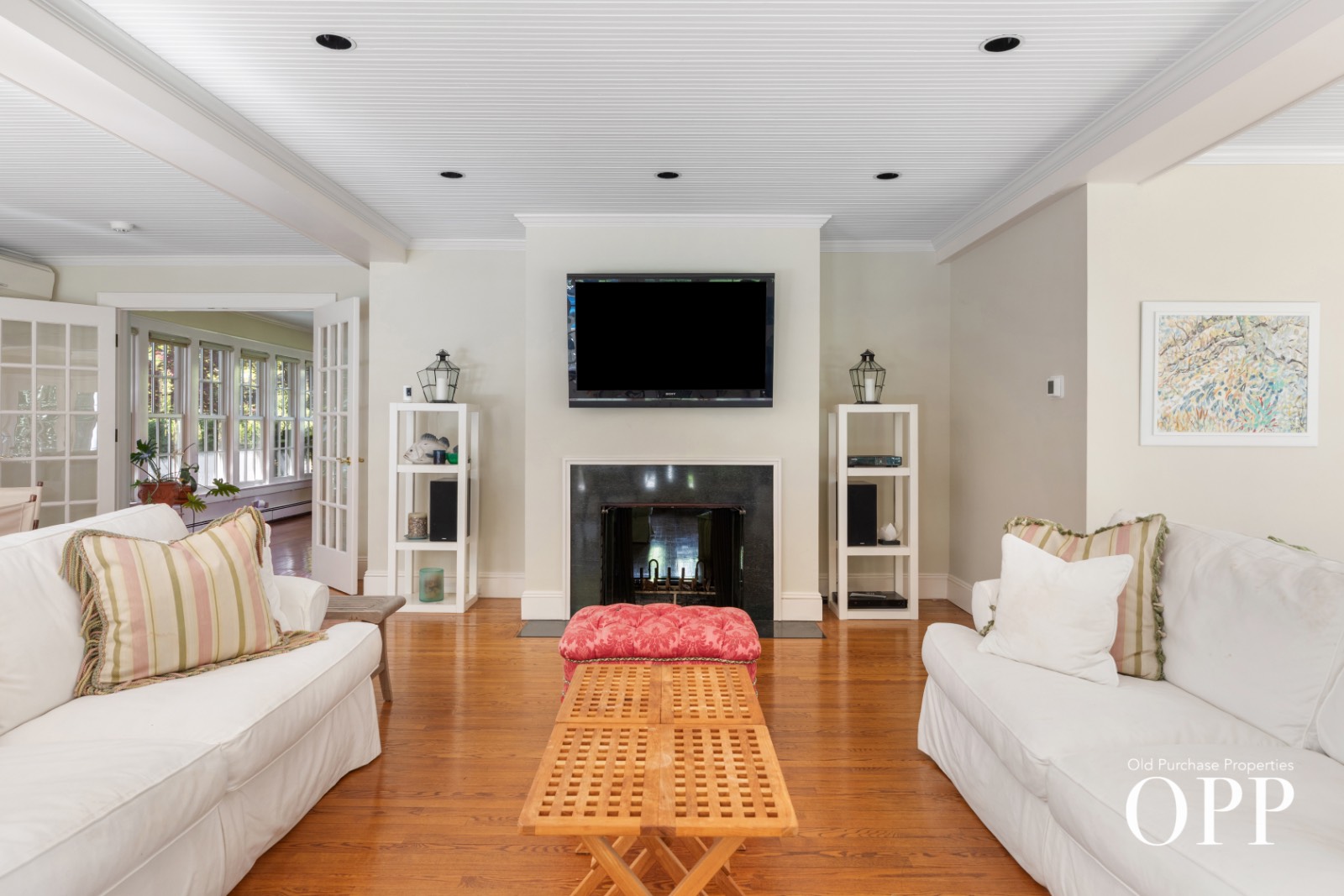 25 SOUTH HOWELLS PT ROAD