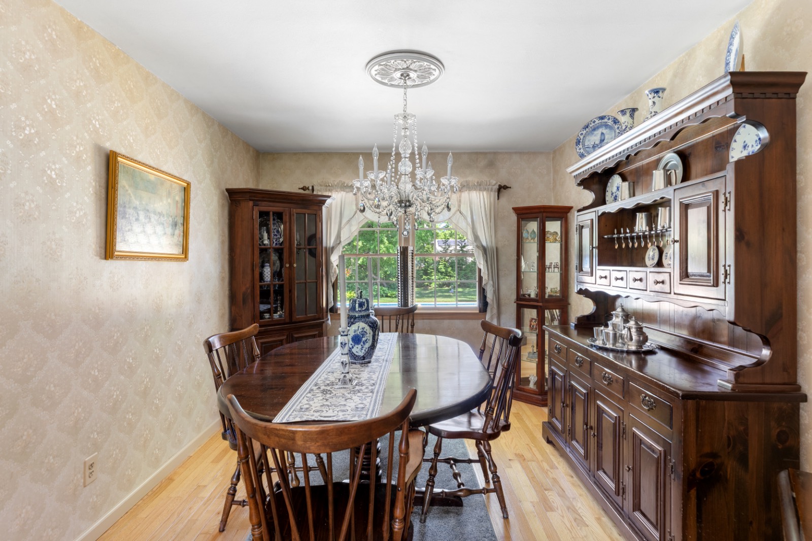 69 COLONIAL LANE
