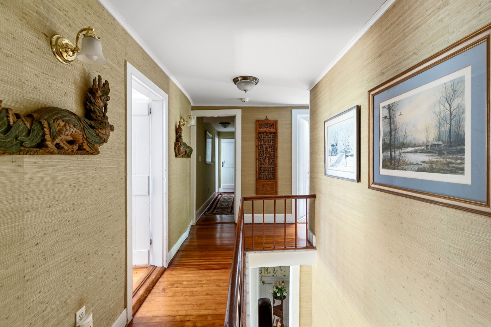 37 BELLPORT LANE