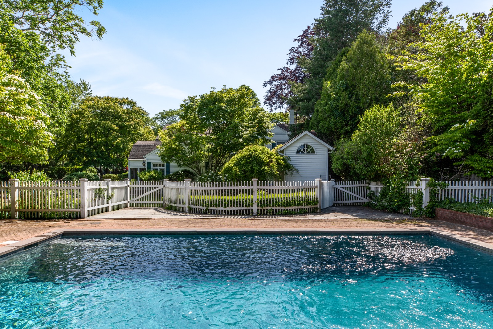 37 BELLPORT LANE