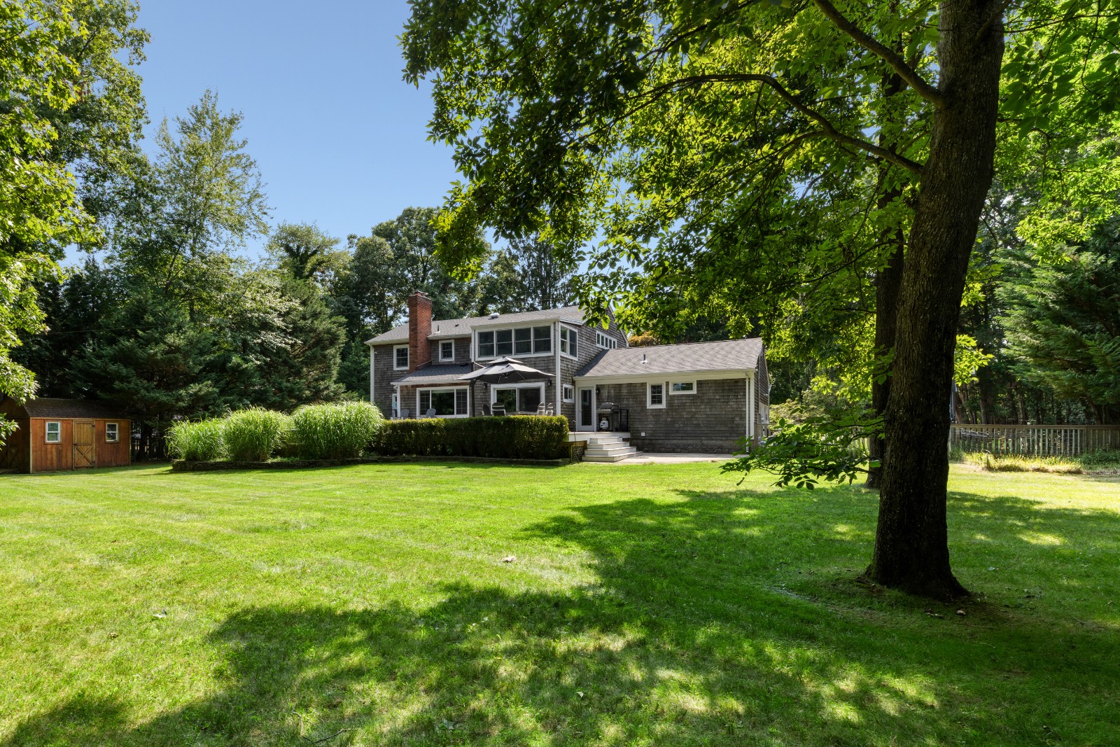 A Secluded Georgian Colonial