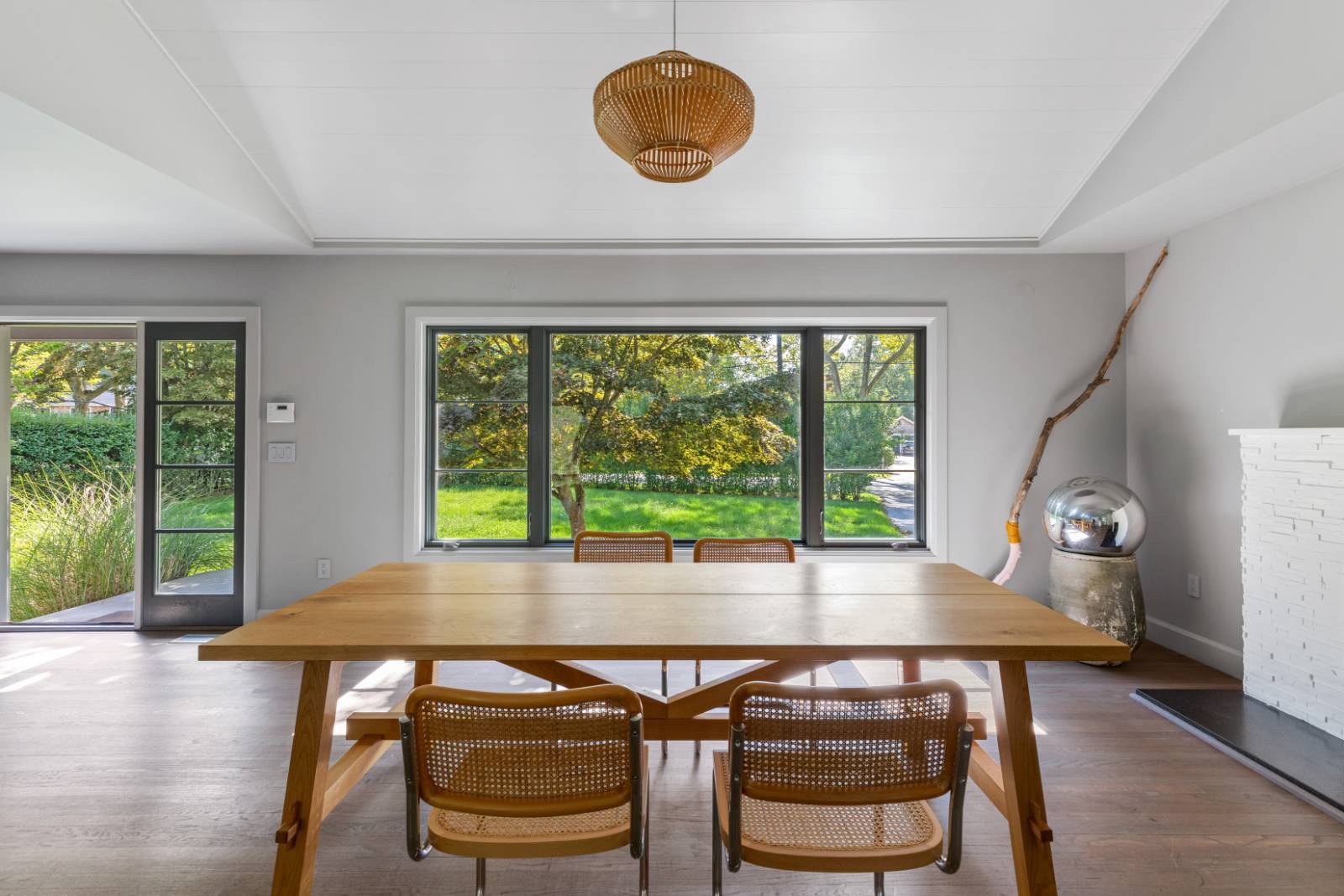 13 LIVINGSTON ROAD