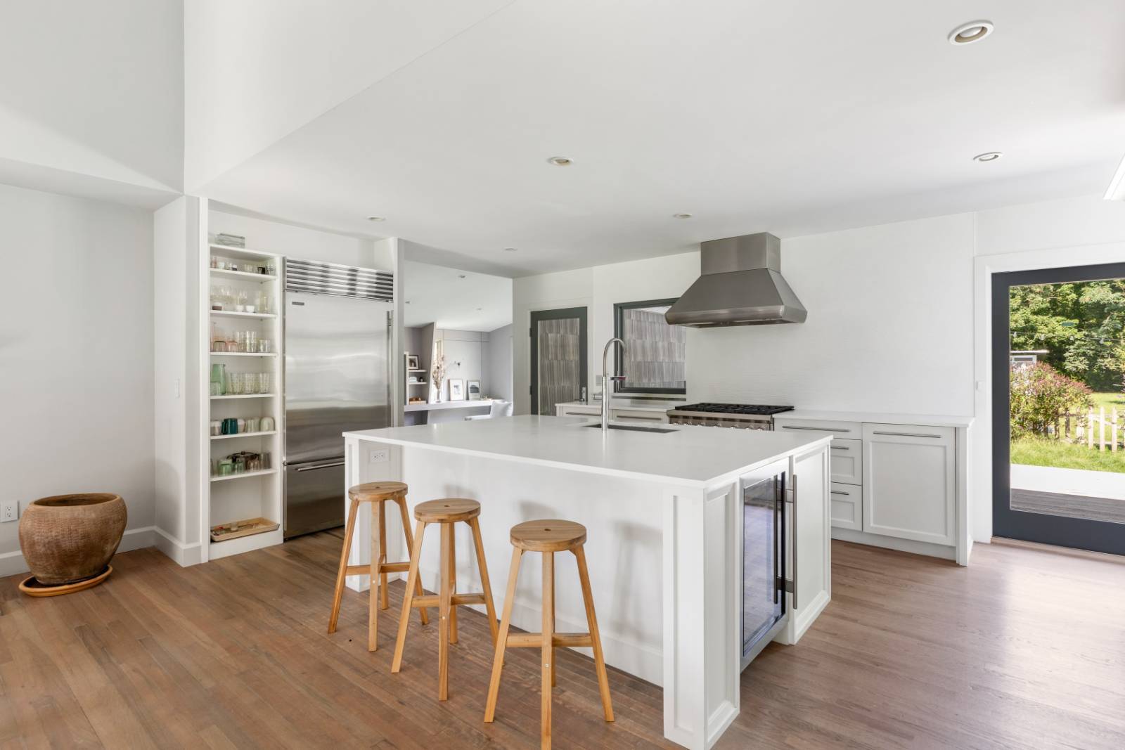 13 LIVINGSTON ROAD