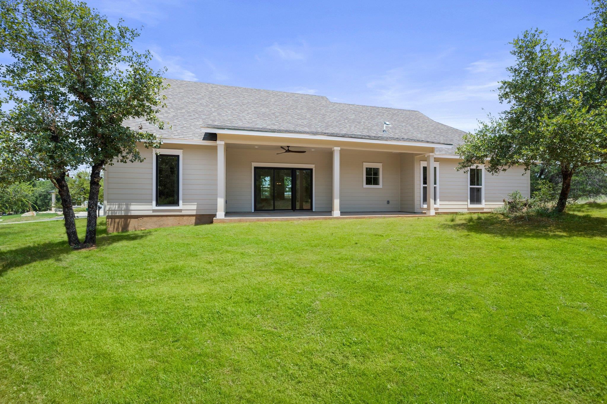 159 W Castlelake Drive