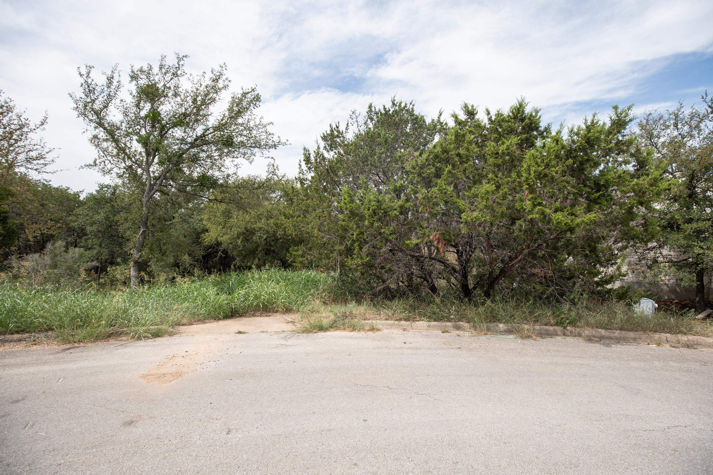 1108 MONTERREY OAK Circle