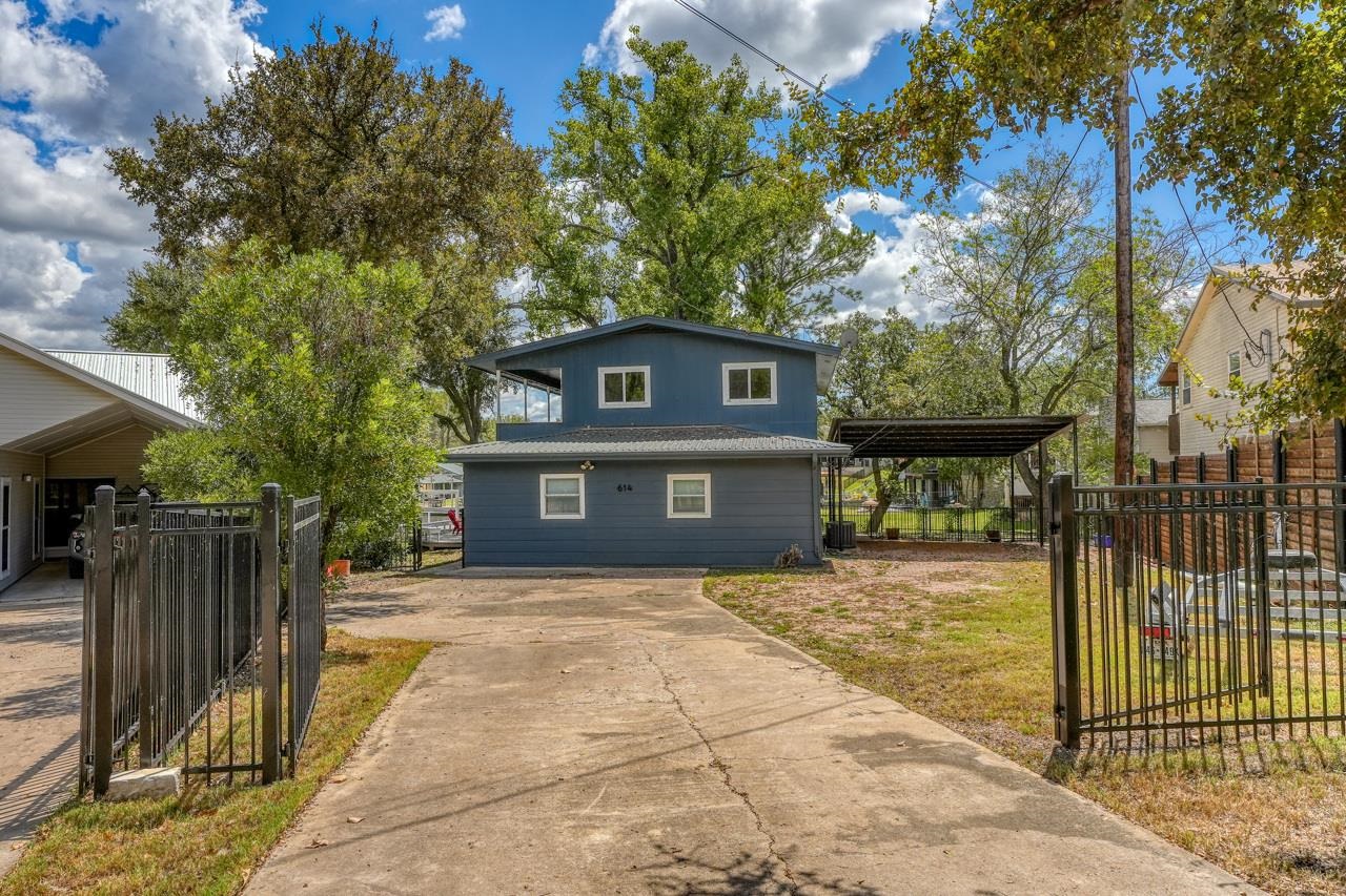 614 E Briarway Drive