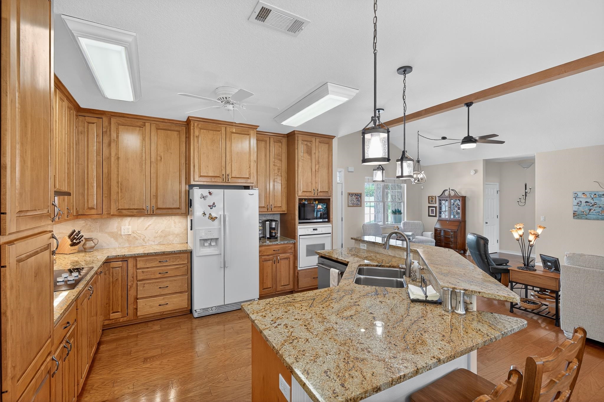 127 W Stonecastle Dr