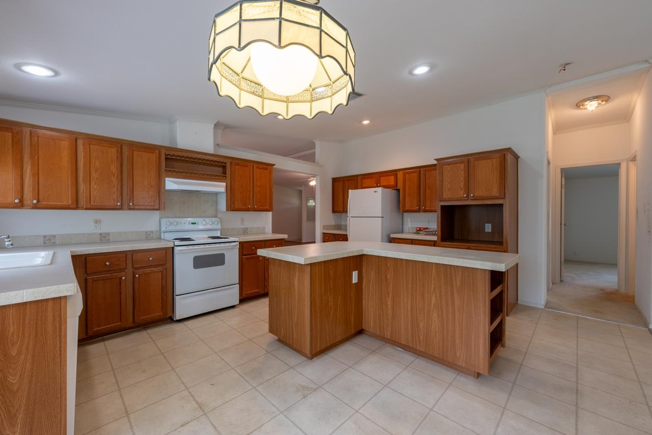 508 E Granite Castle