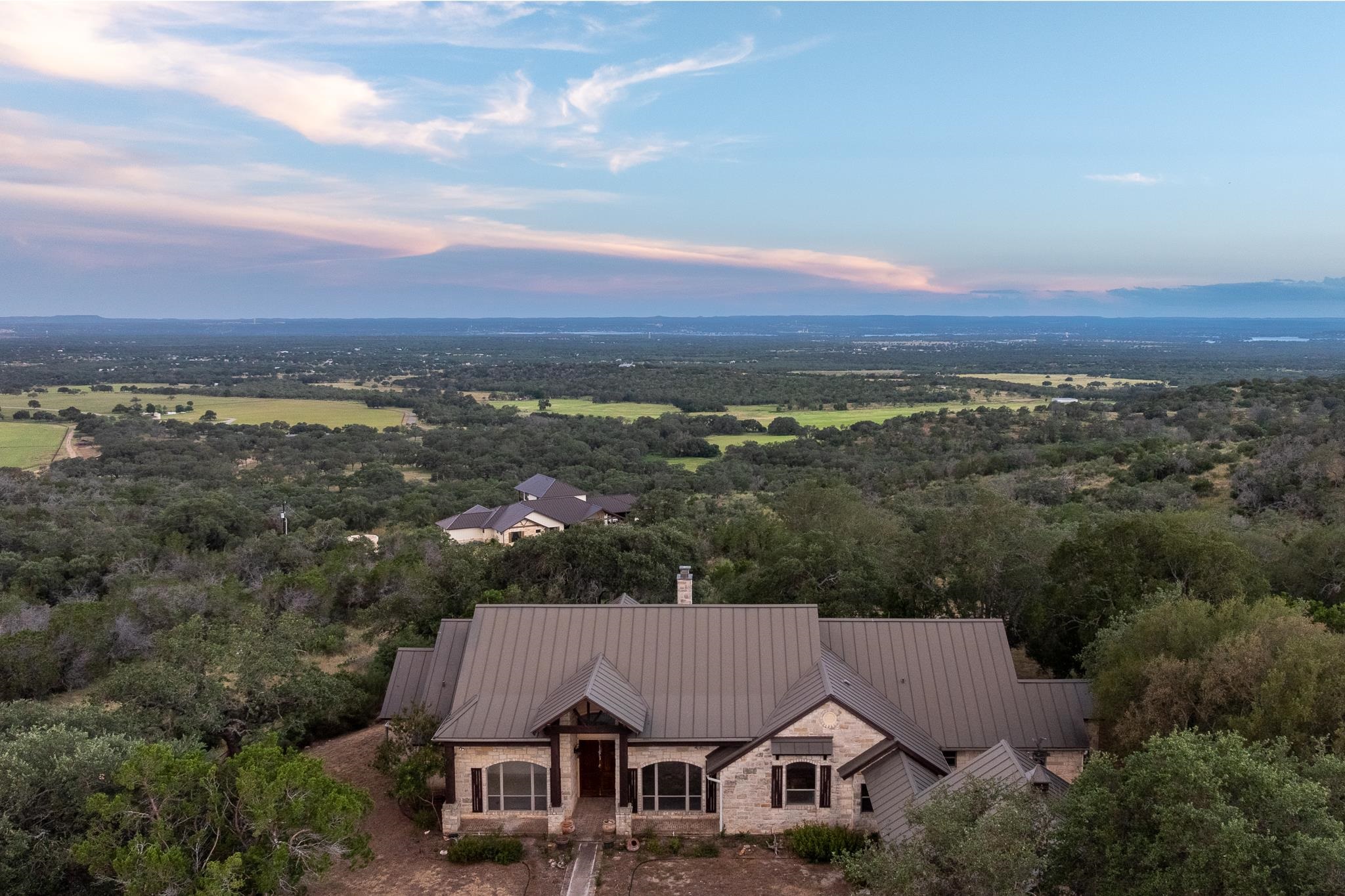 1708 County Road 120A