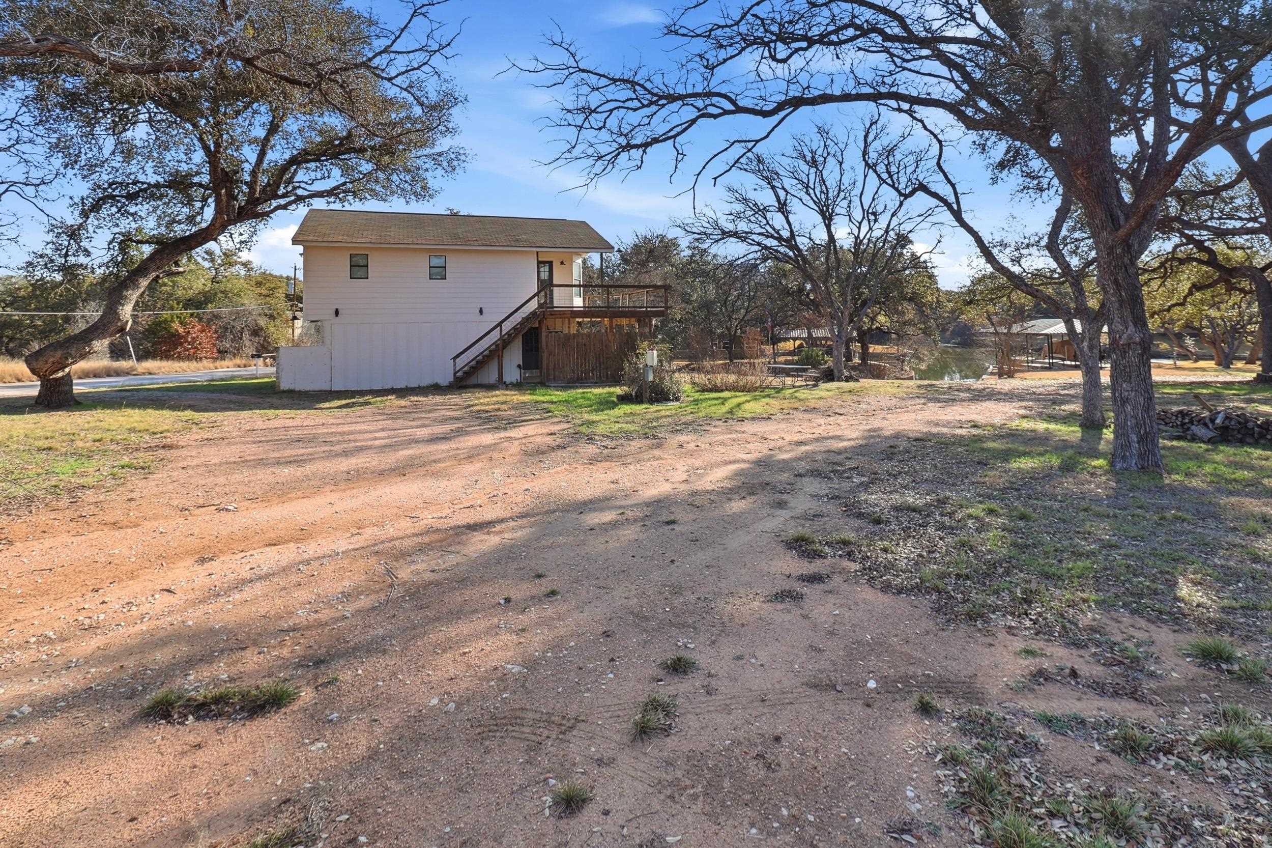 610 Williams Lakeshore