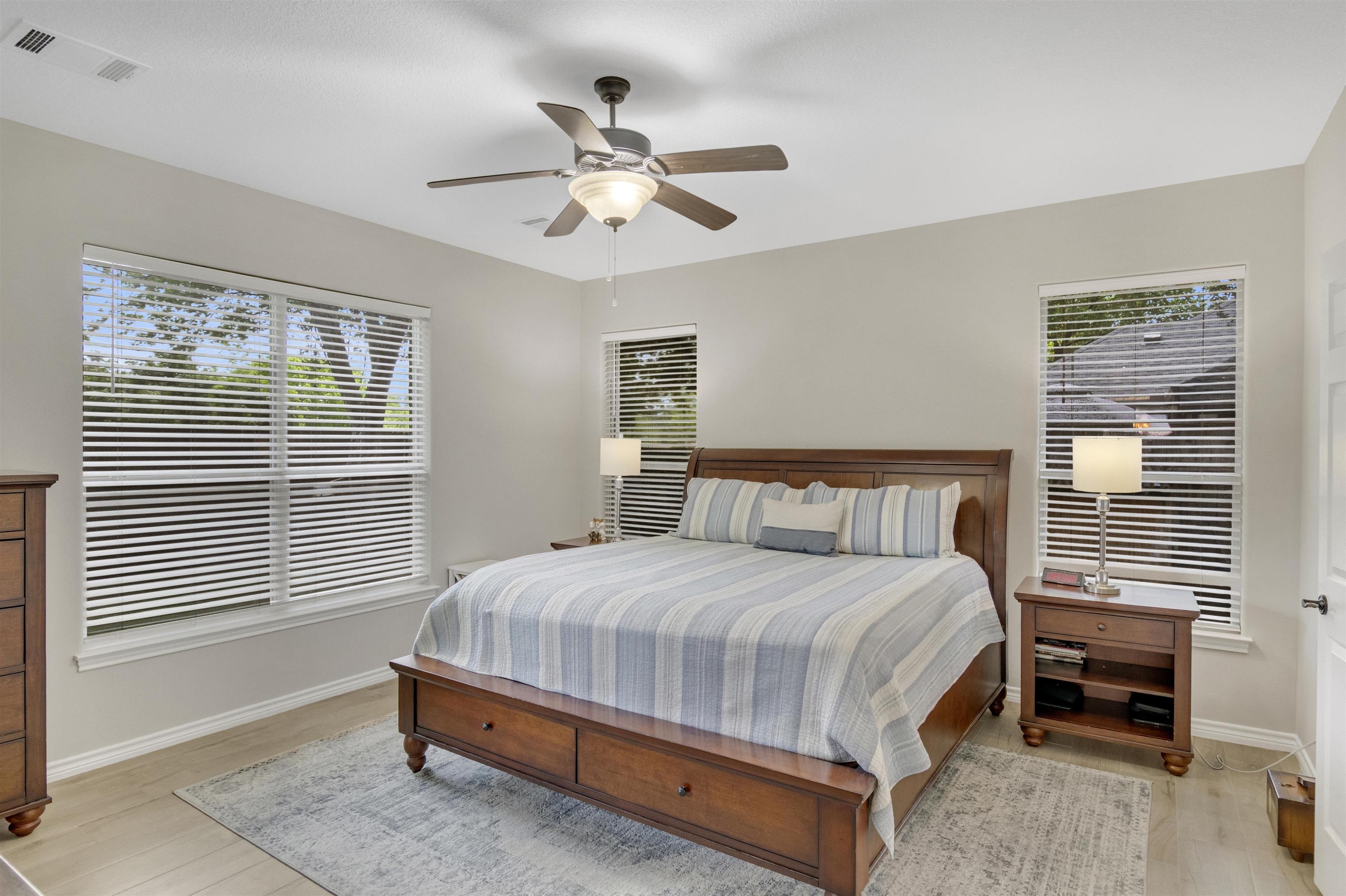 267 Meadowlakes Drive