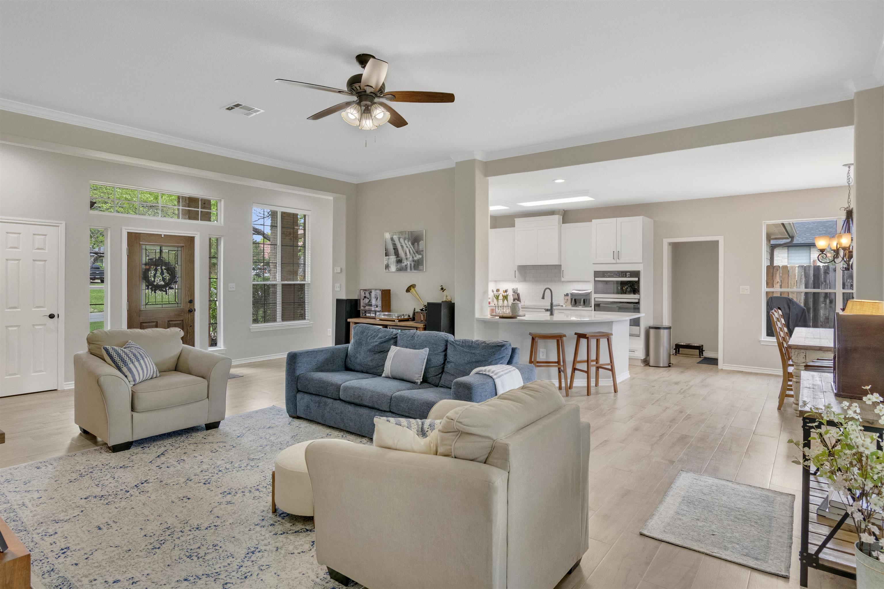 267 Meadowlakes Drive