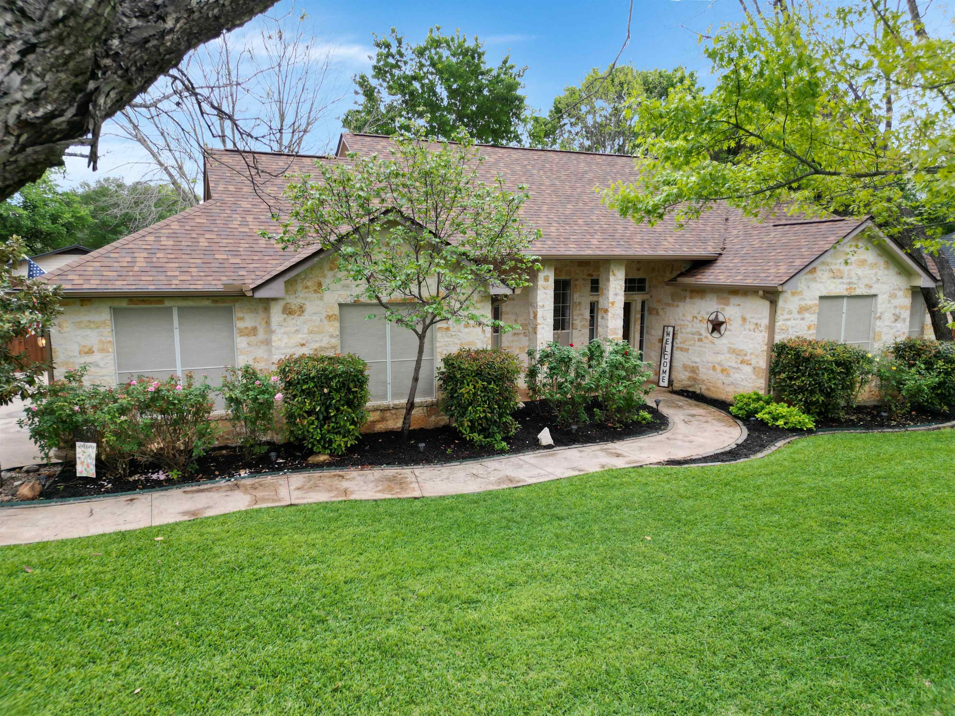 267 Meadowlakes Drive