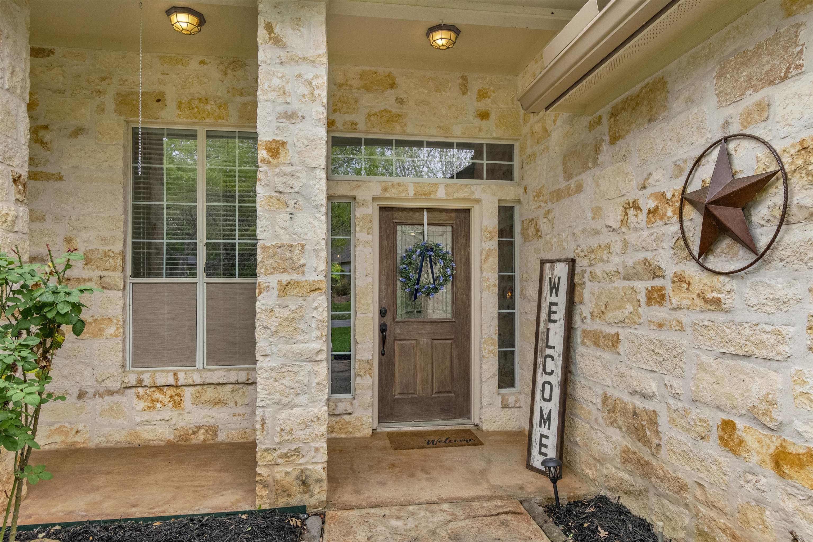 267 Meadowlakes Drive