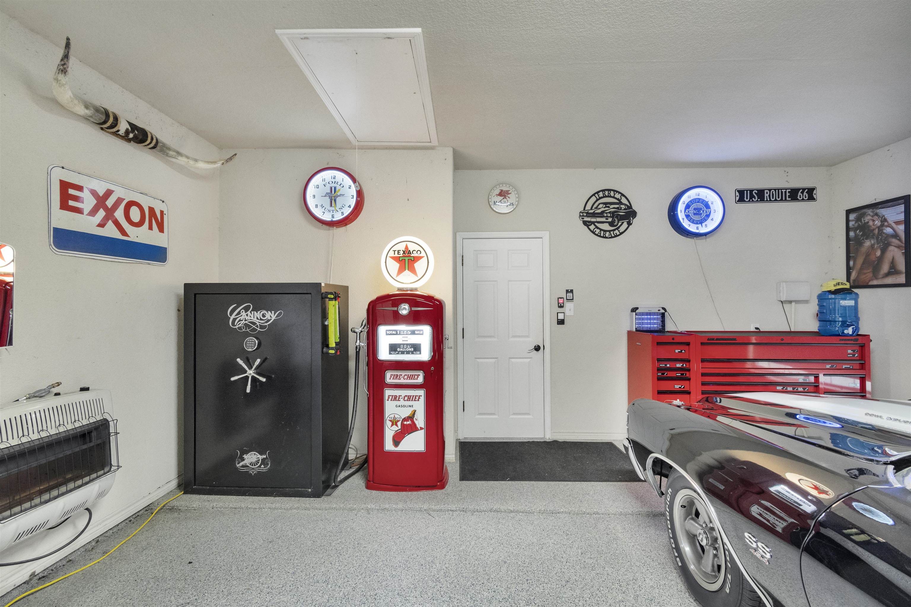 267 Meadowlakes Drive