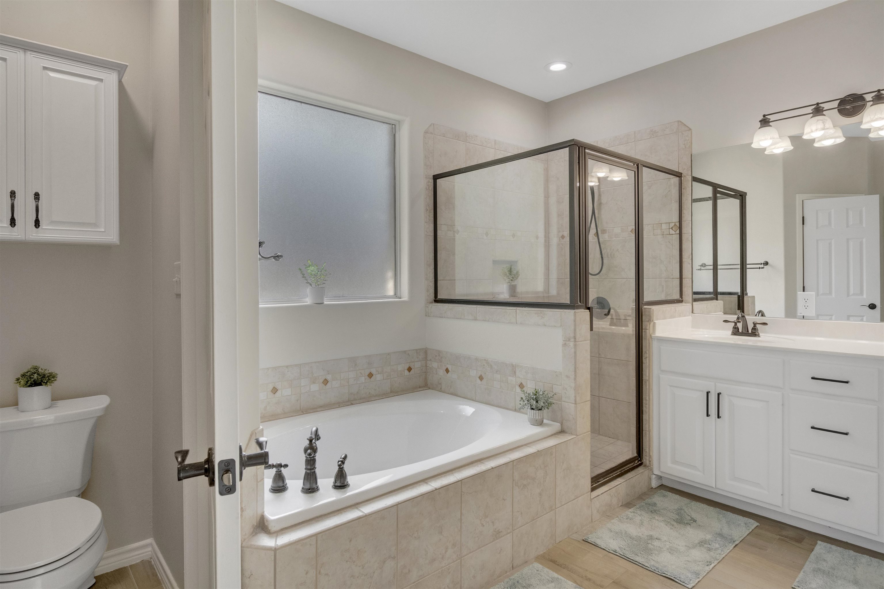 267 Meadowlakes Drive