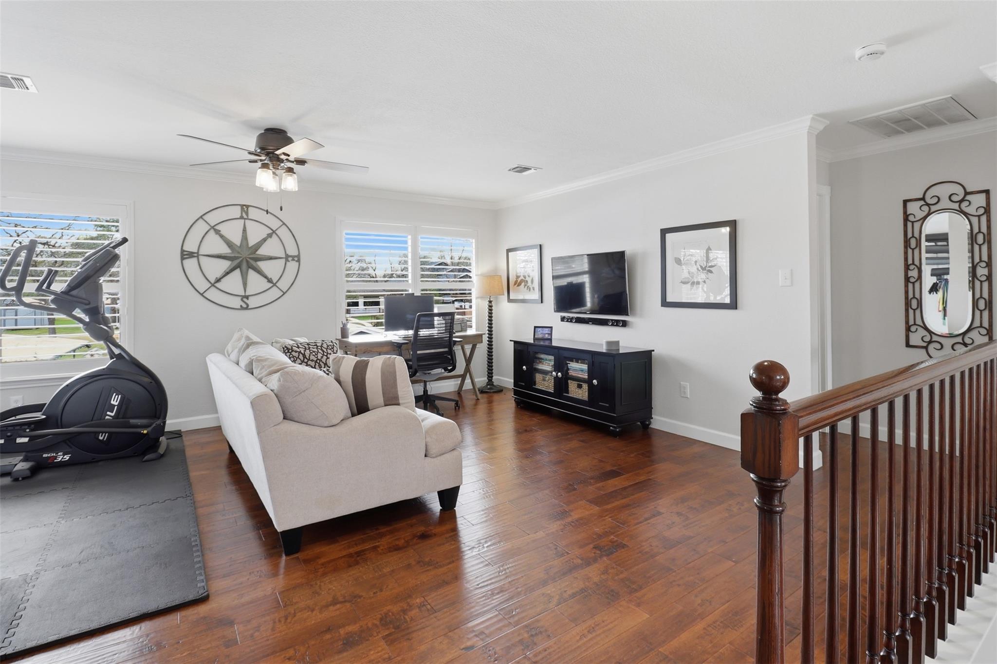 434 E Castleshoals DR