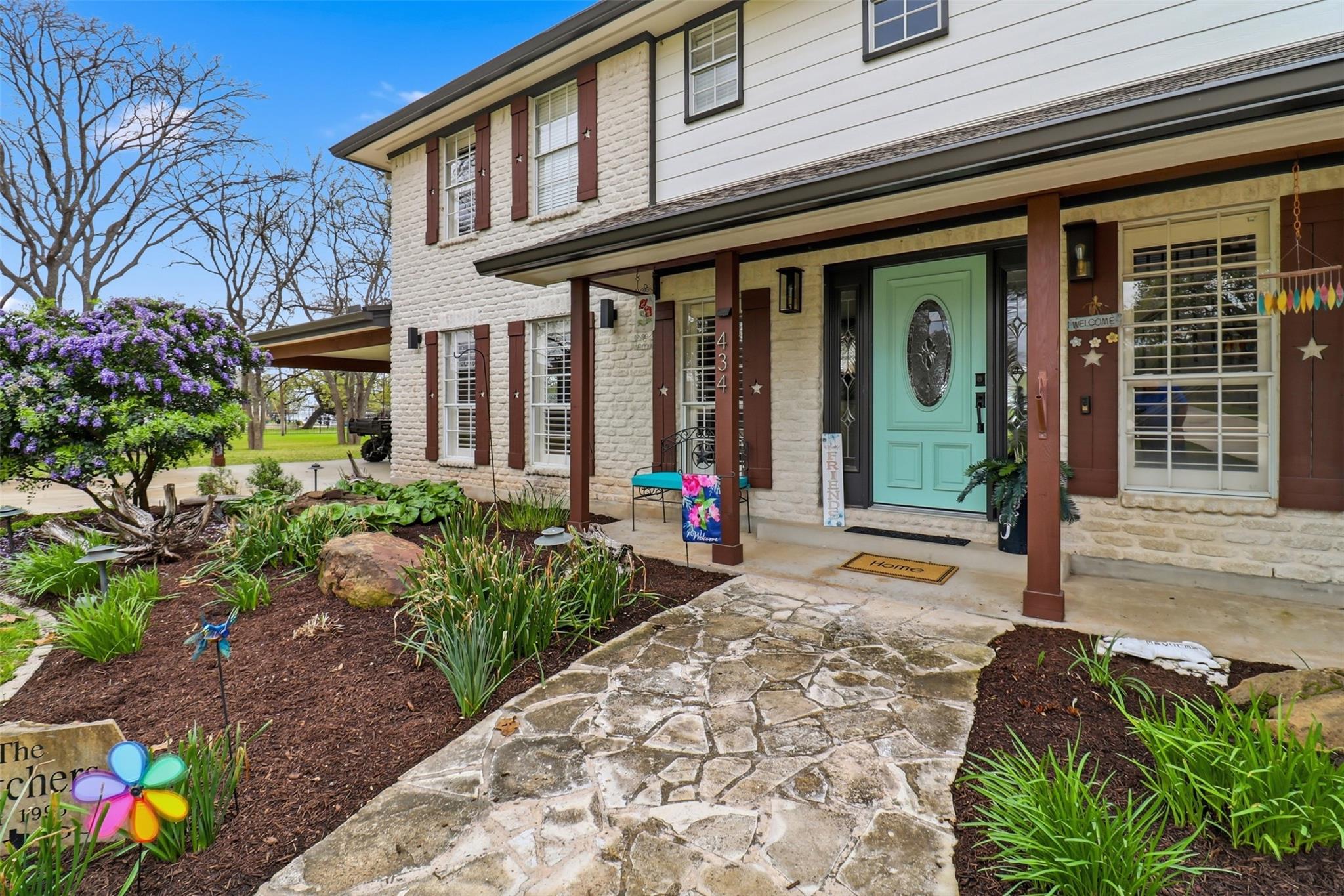 434 E Castleshoals DR