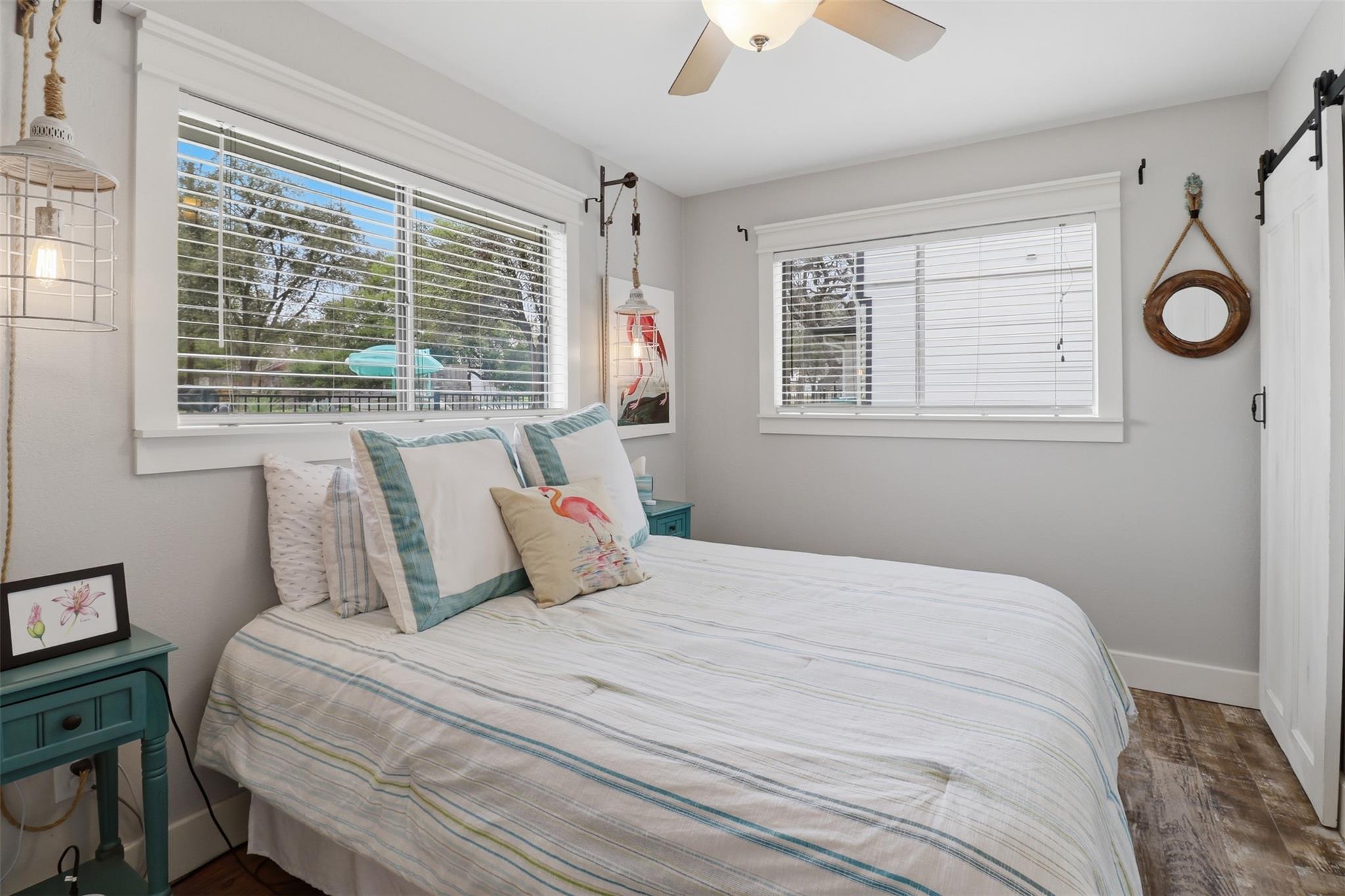 434 E Castleshoals DR