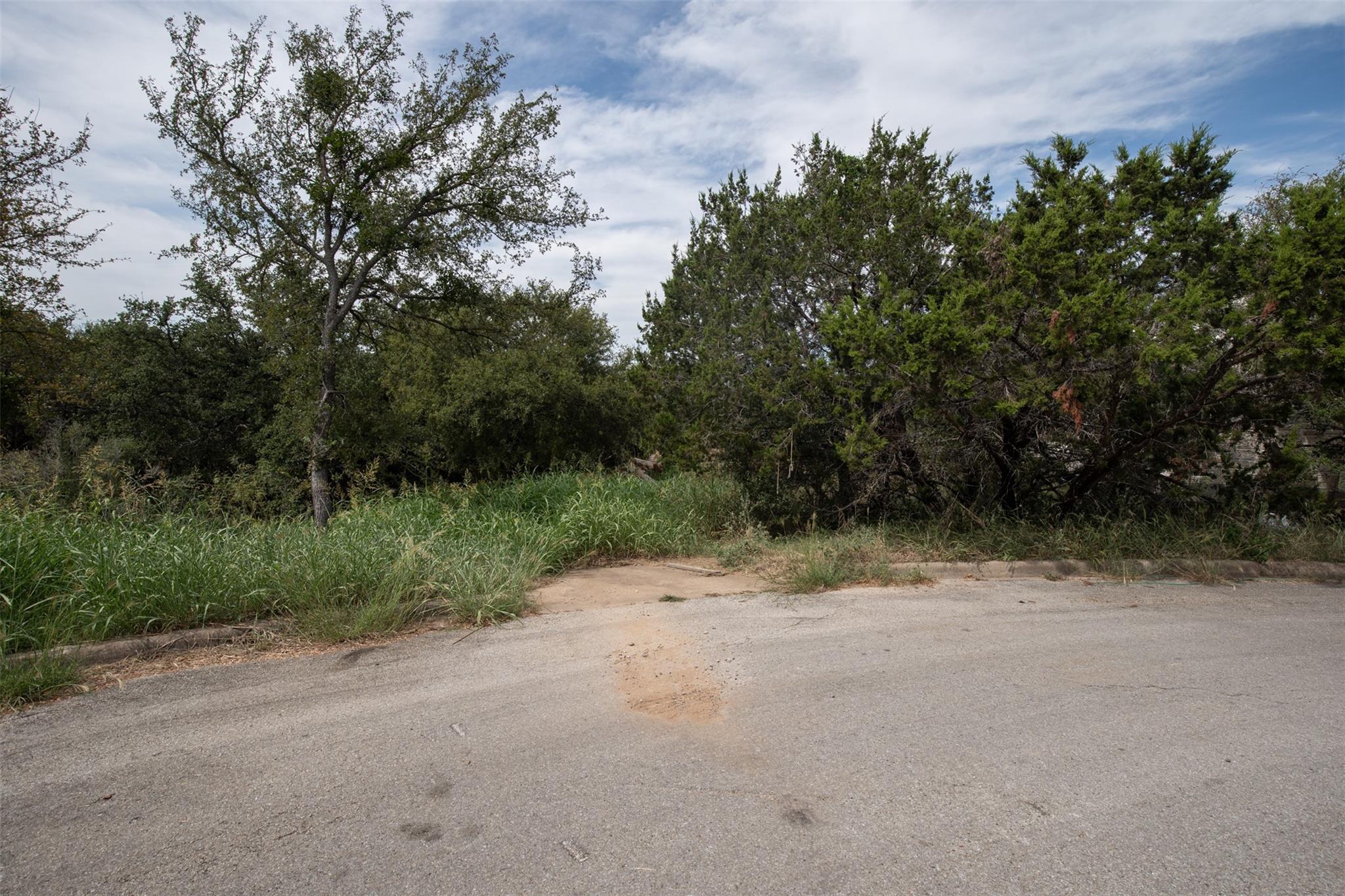 1108 Monterrey Oak CIR