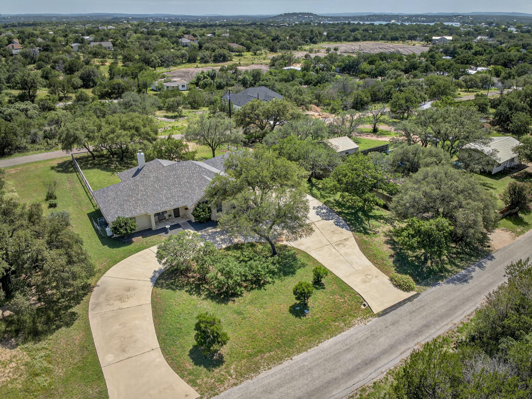 127 W Stonecastle DR