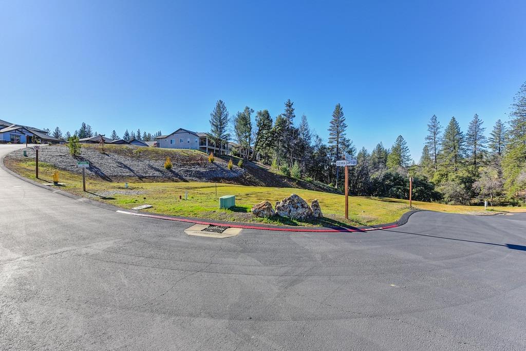 1116 Sierra Oaks Drive