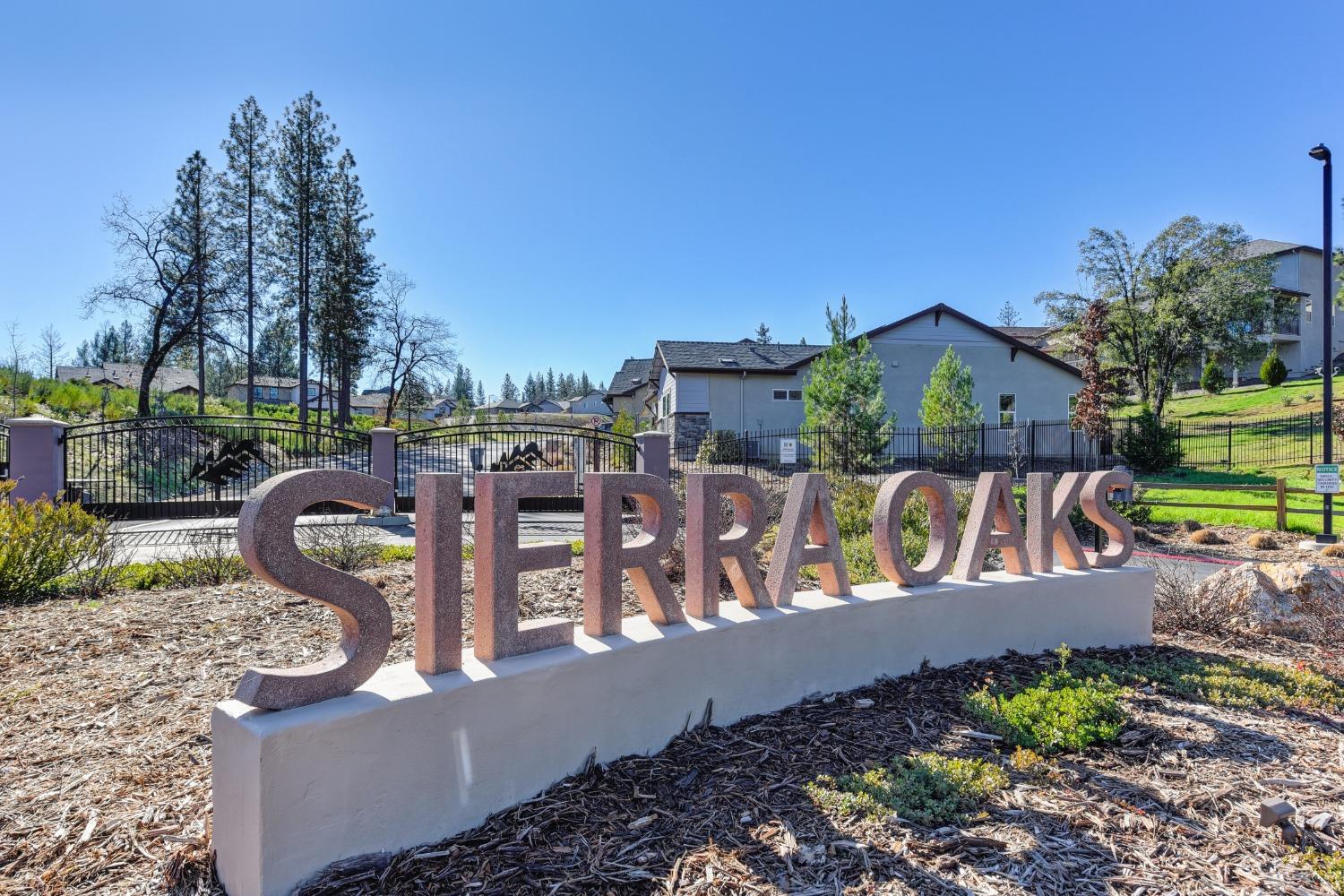 1116 Sierra Oaks Drive