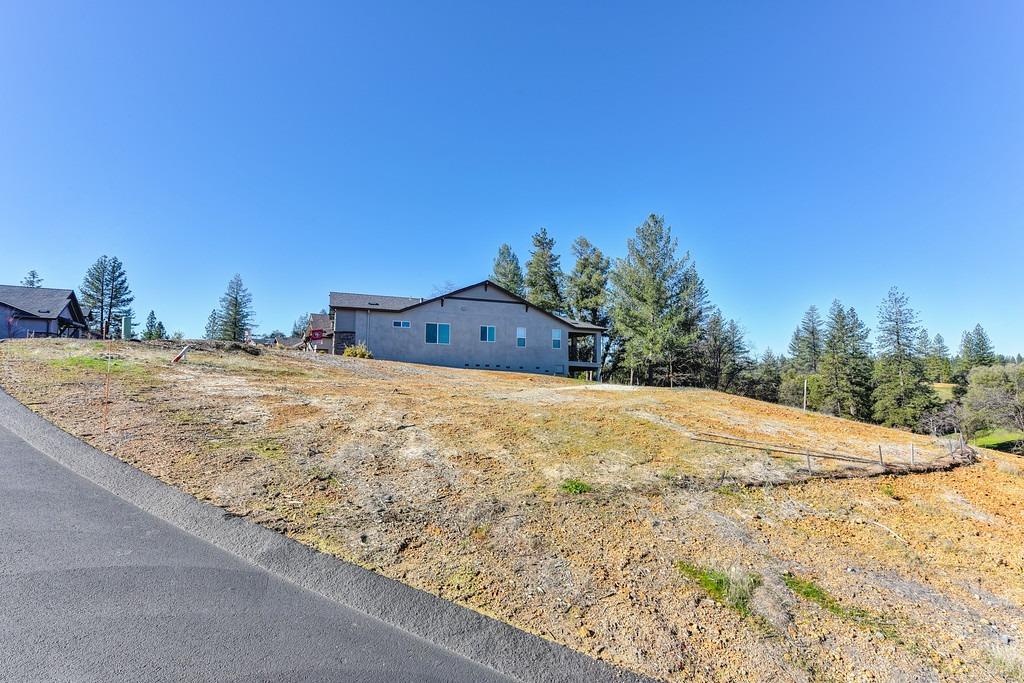 1120 Sierra Oaks Drive