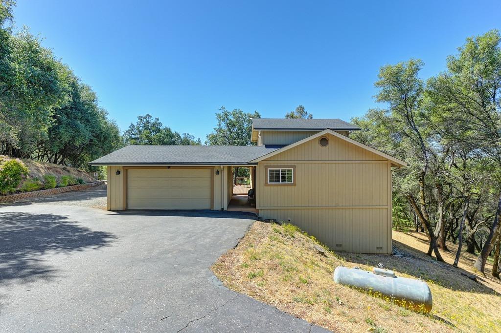 17595 Cherry Creek Road