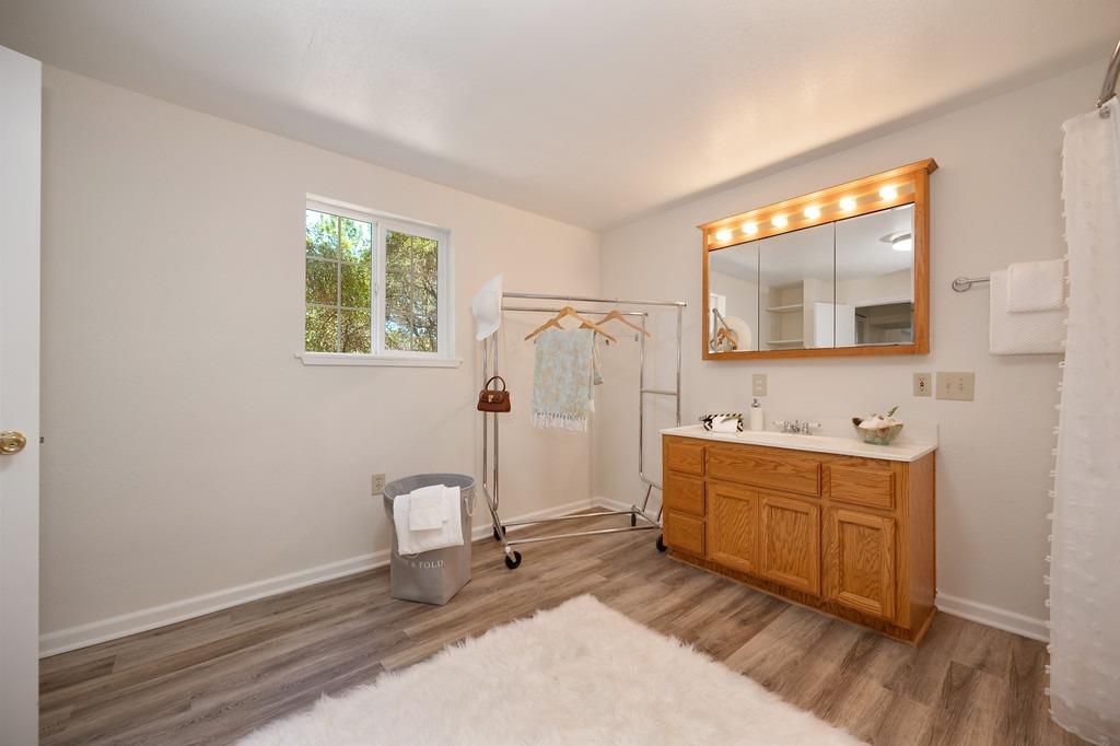 17595 Cherry Creek Road