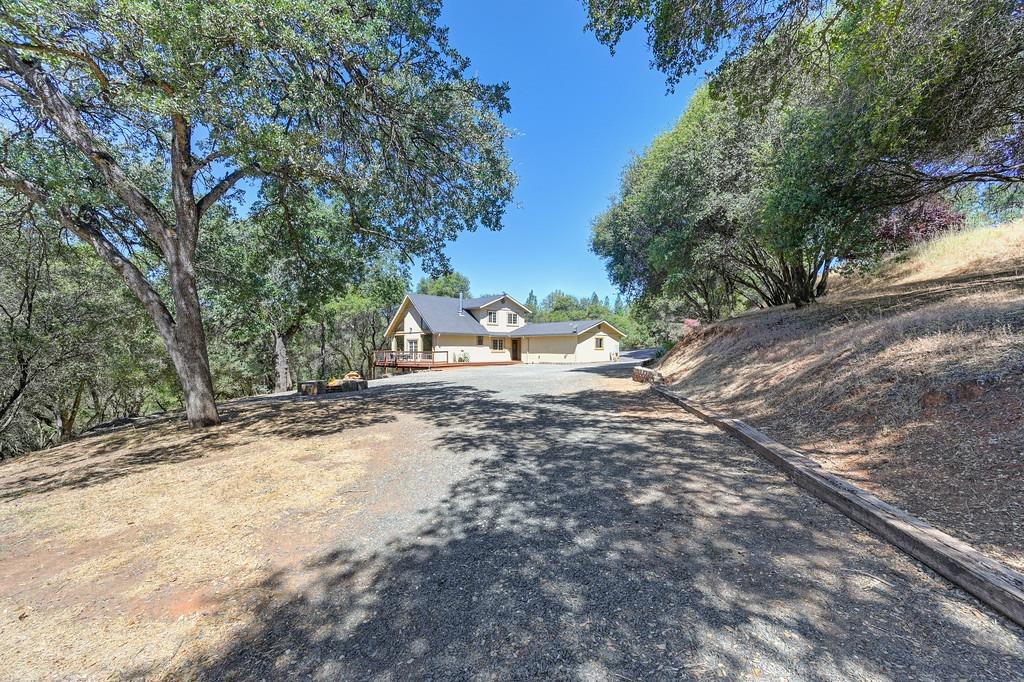 17595 Cherry Creek Road