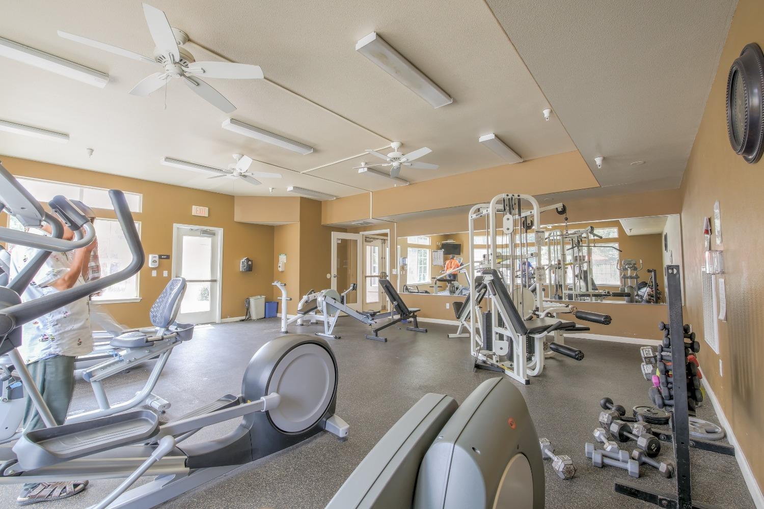 4200 E Commerce Way 721