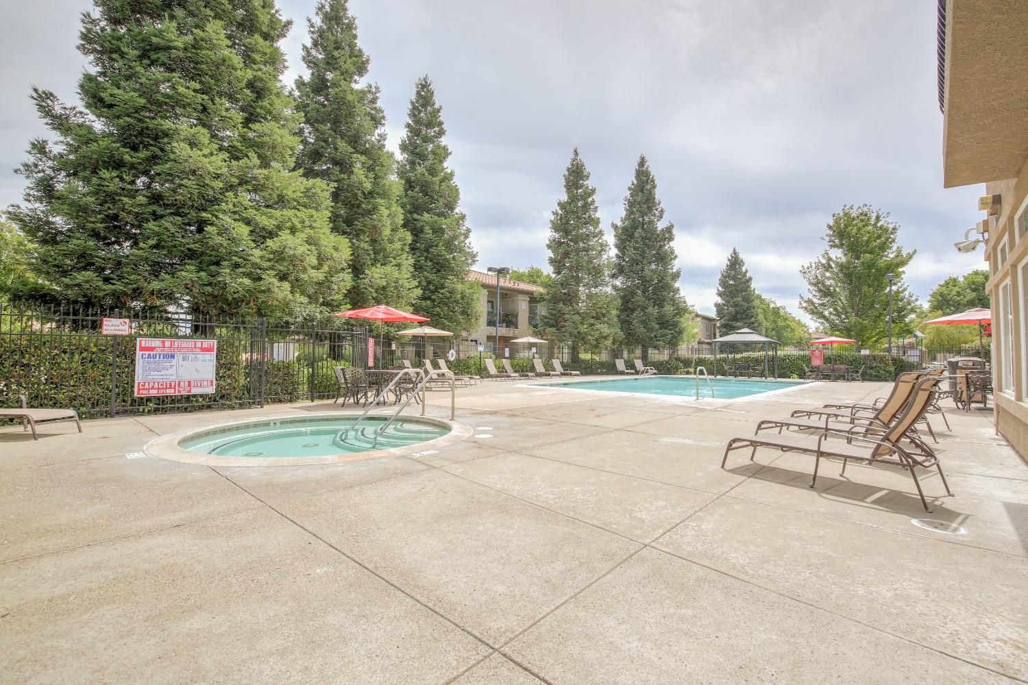 4200 E Commerce Way 721