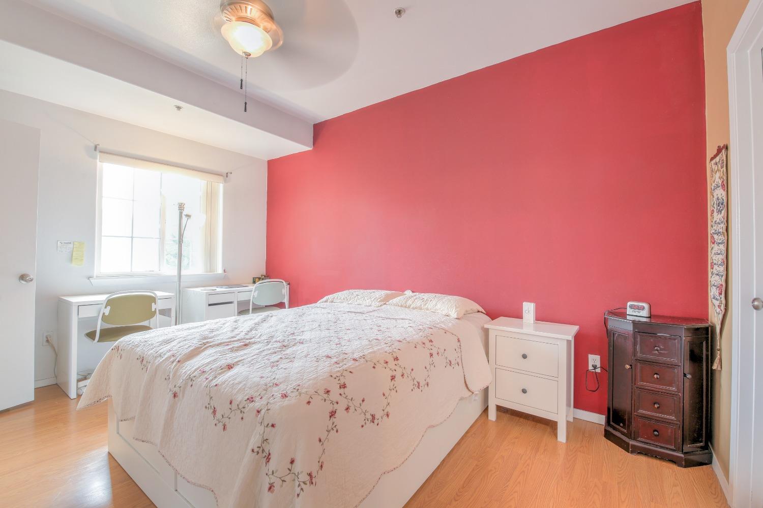 4200 E Commerce Way 721