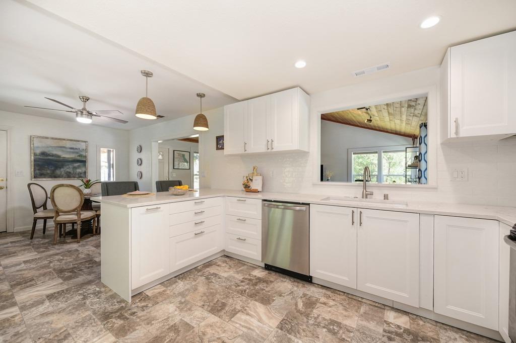 12587 Old Stagecoach Road