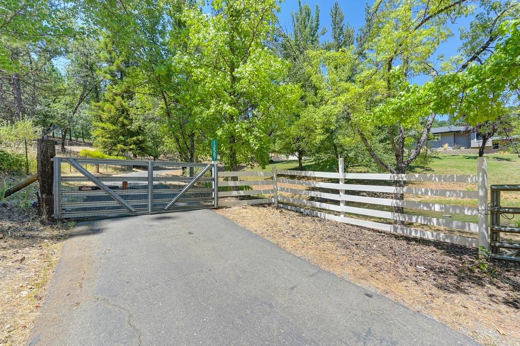 12587 Old Stagecoach Road