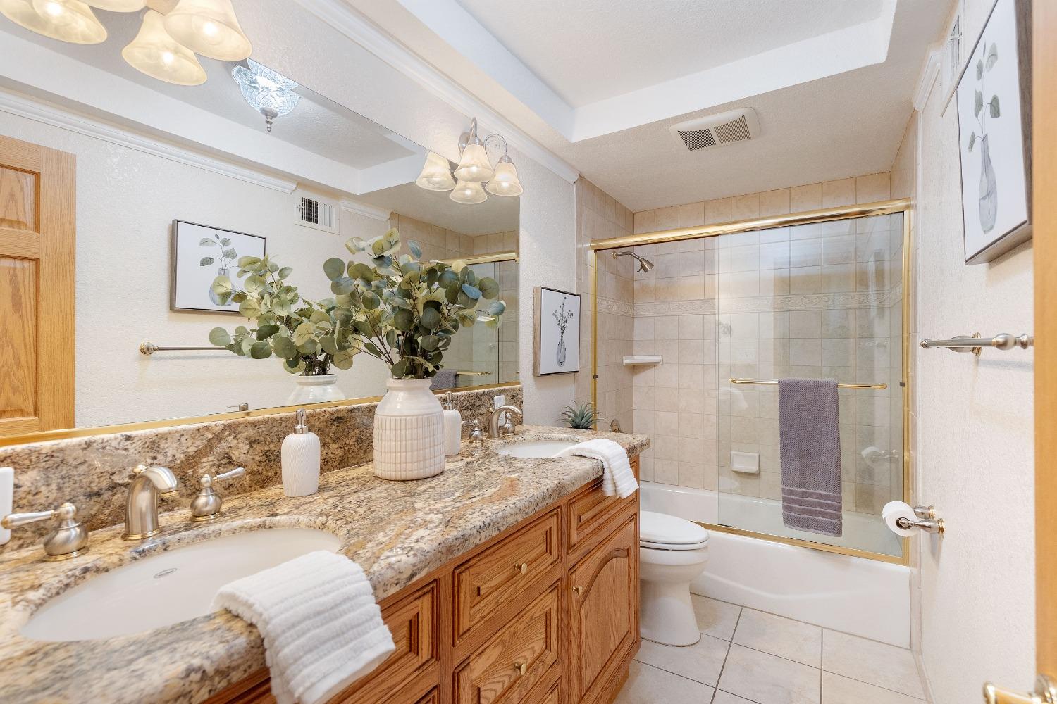 3320 Argonaut Avenue