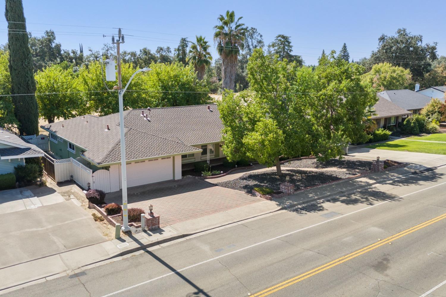 3320 Argonaut Avenue