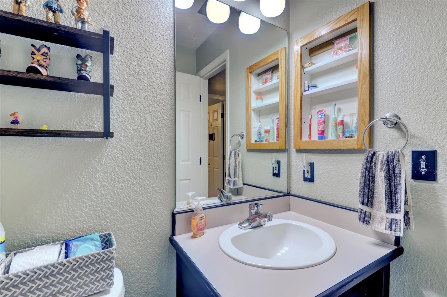 20670 Cedar View Drive