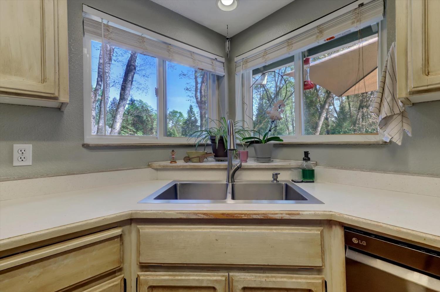 20670 Cedar View Drive