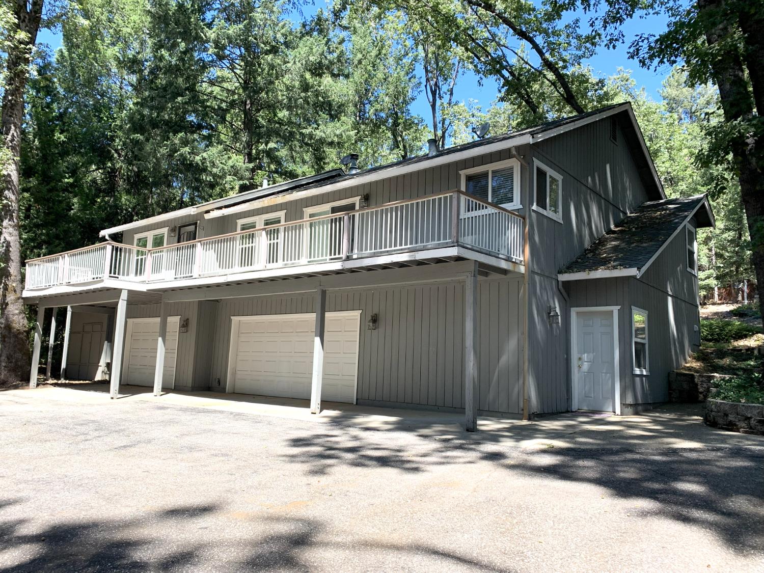 20670 Cedar View Drive