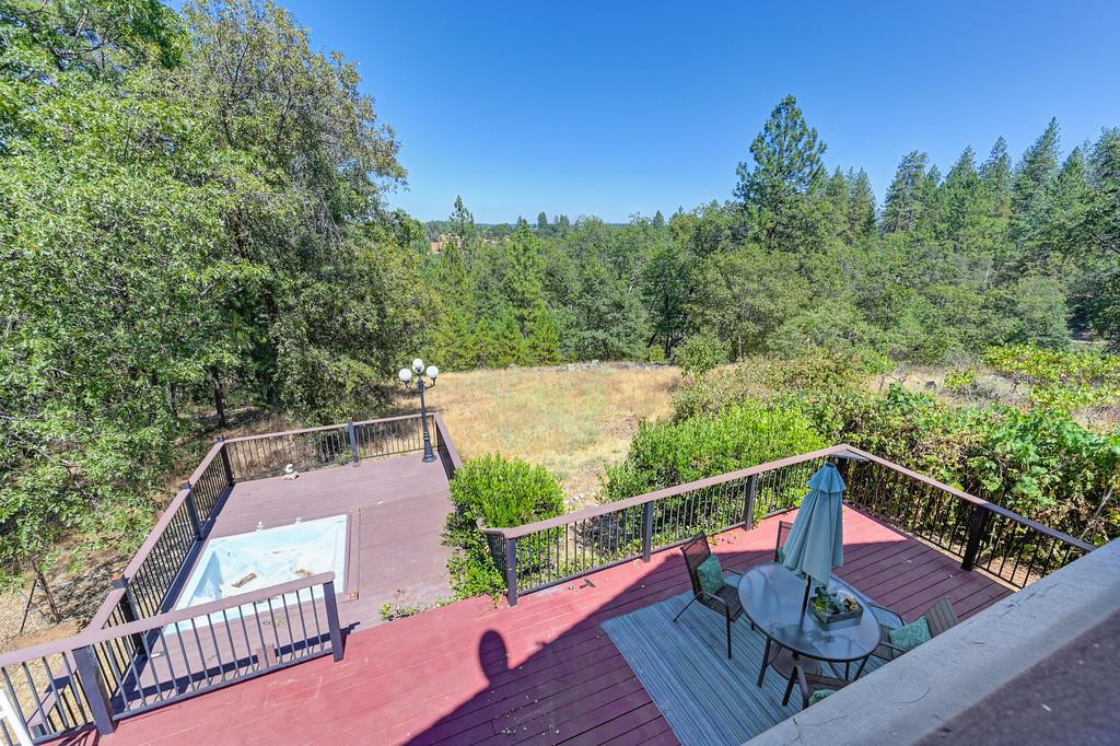 370 Bon Vue Drive