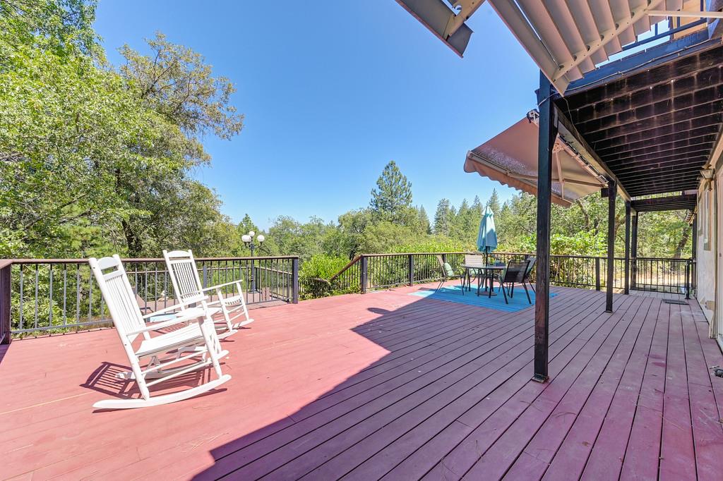 370 Bon Vue Drive