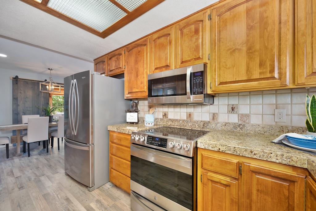 370 Bon Vue Drive
