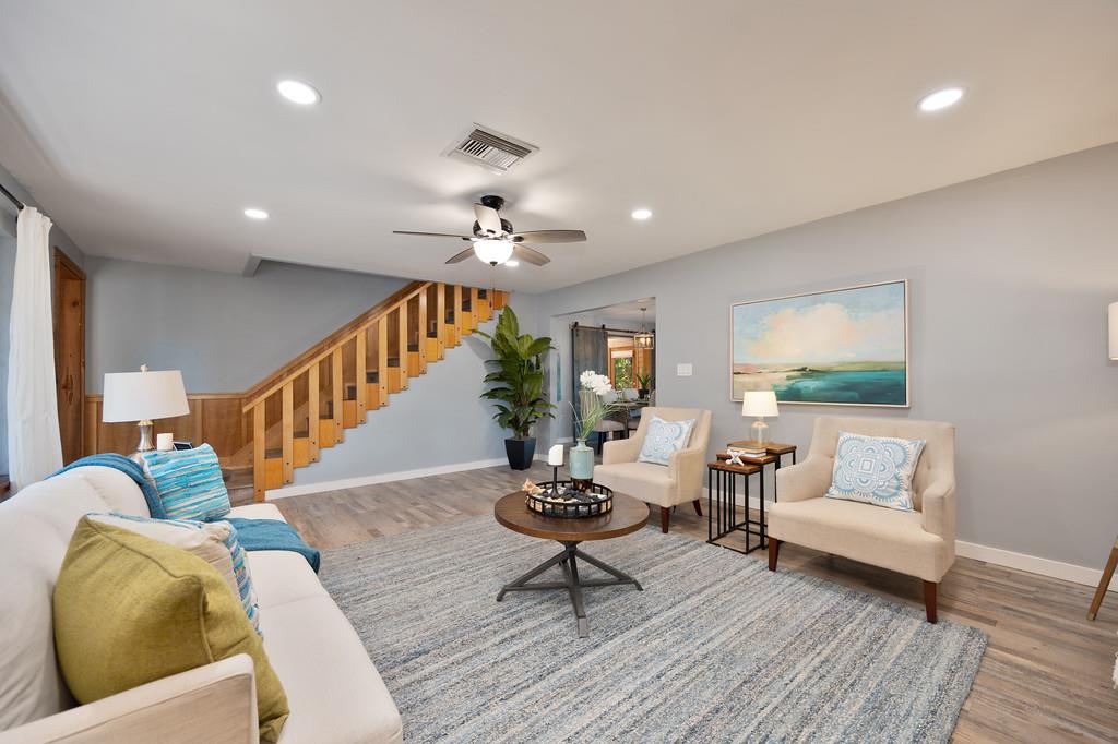 370 Bon Vue Drive