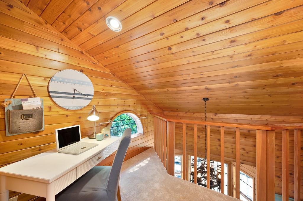 370 Bon Vue Drive