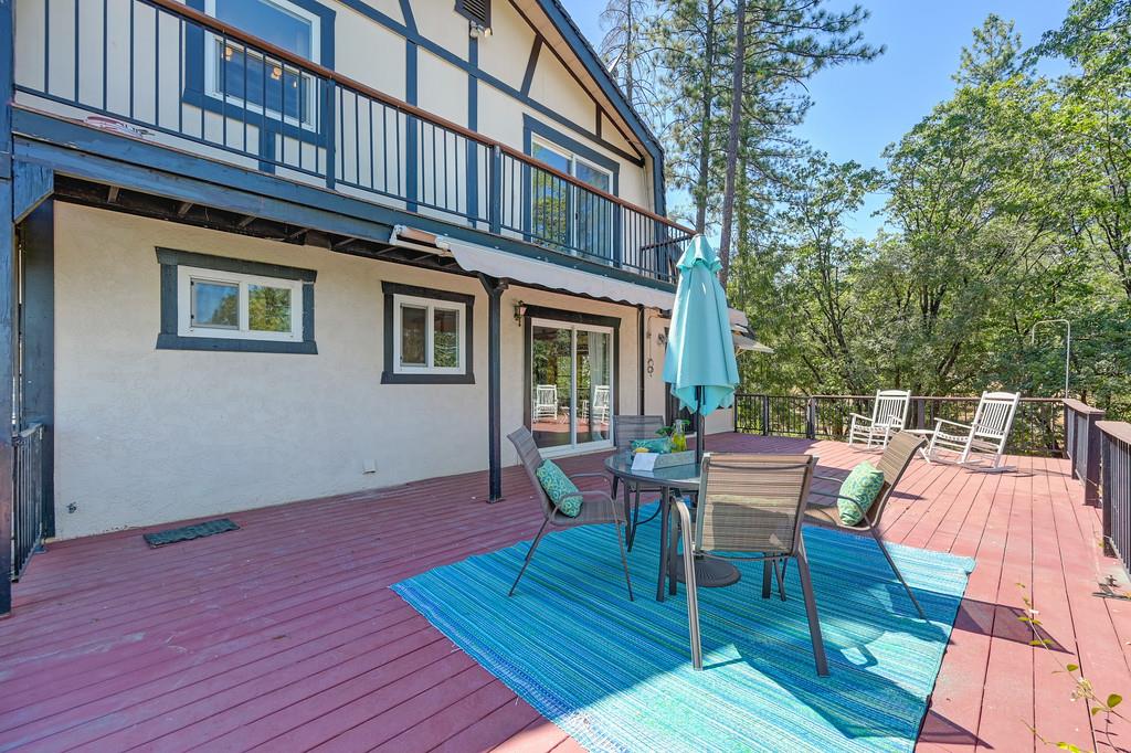 370 Bon Vue Drive