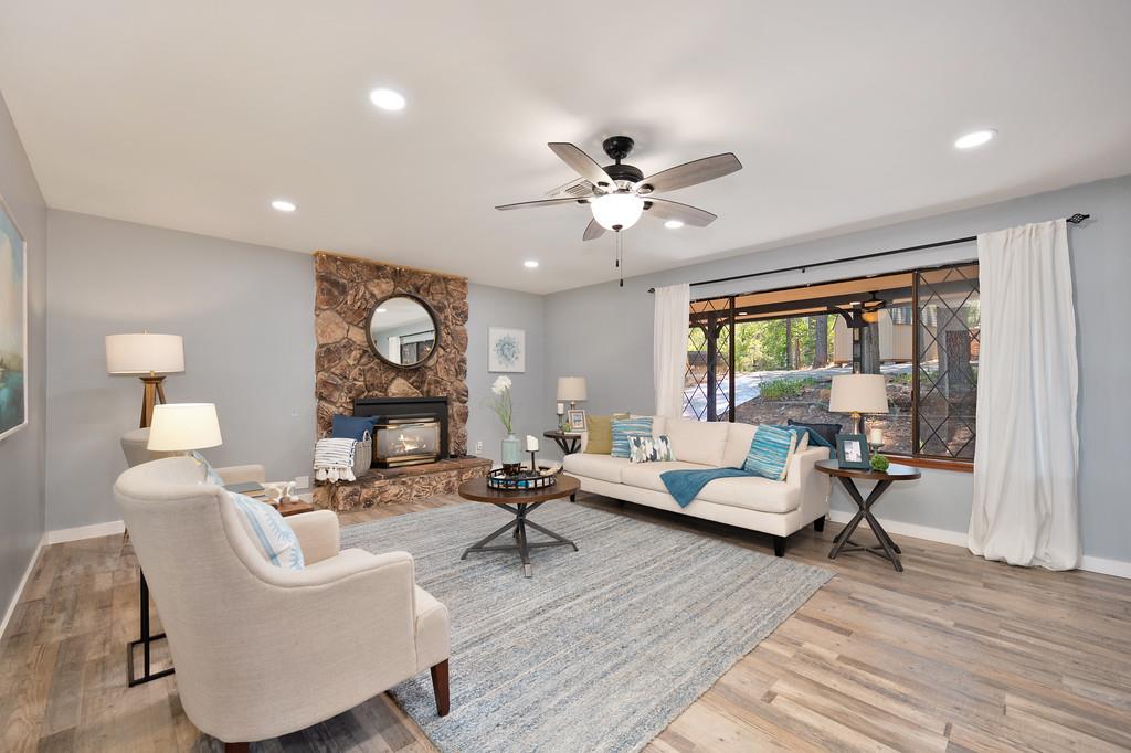 370 Bon Vue Drive