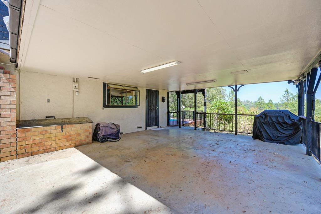 370 Bon Vue Drive