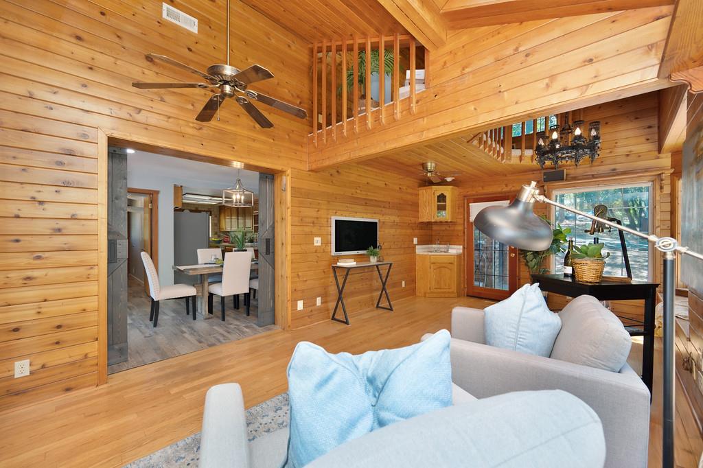 370 Bon Vue Drive